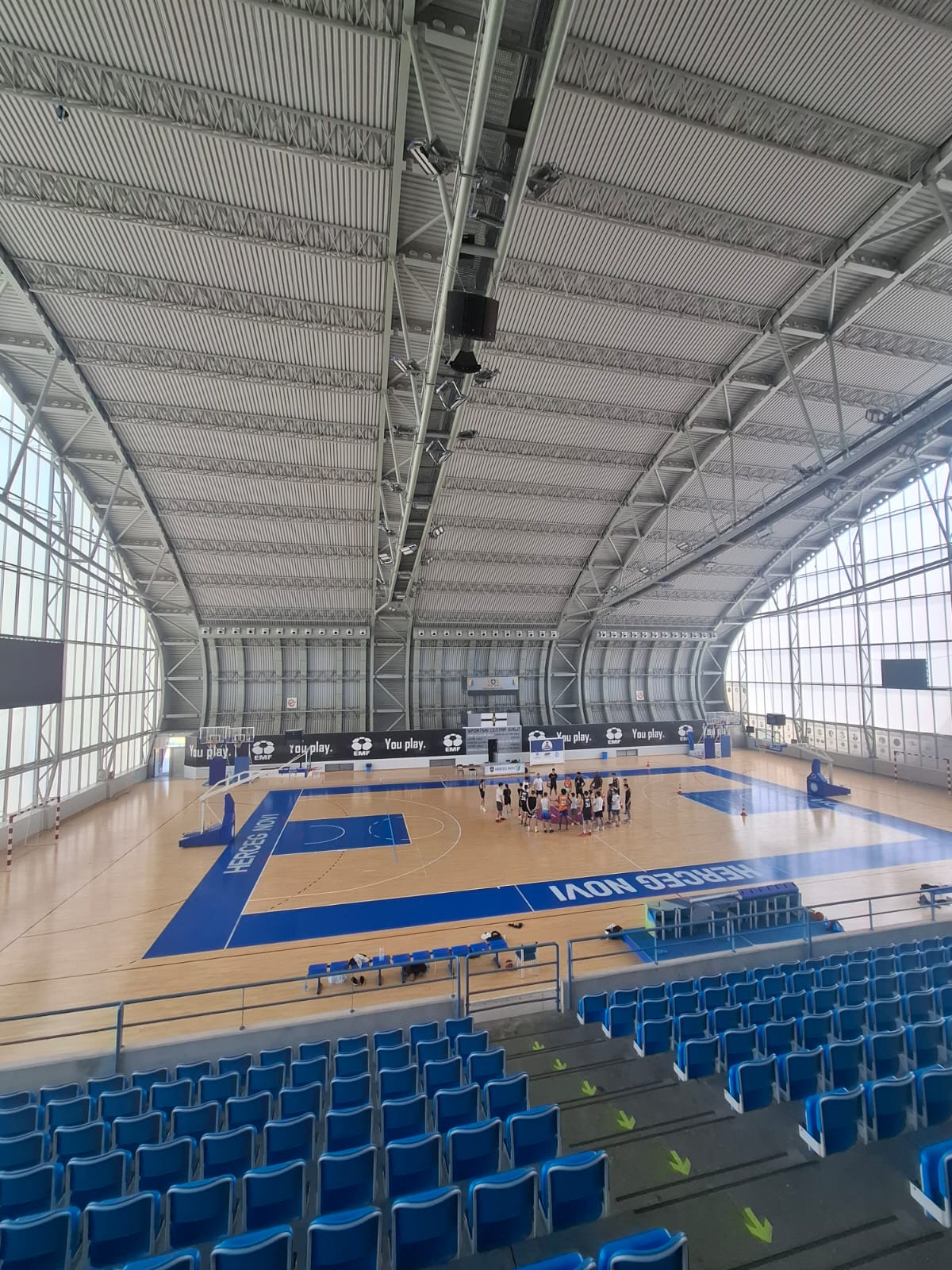 Hala sportowa